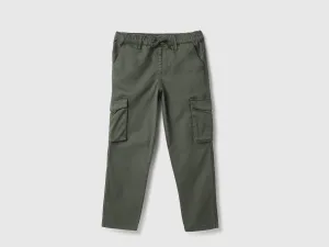 Solid Regular Fit Cargo Pants