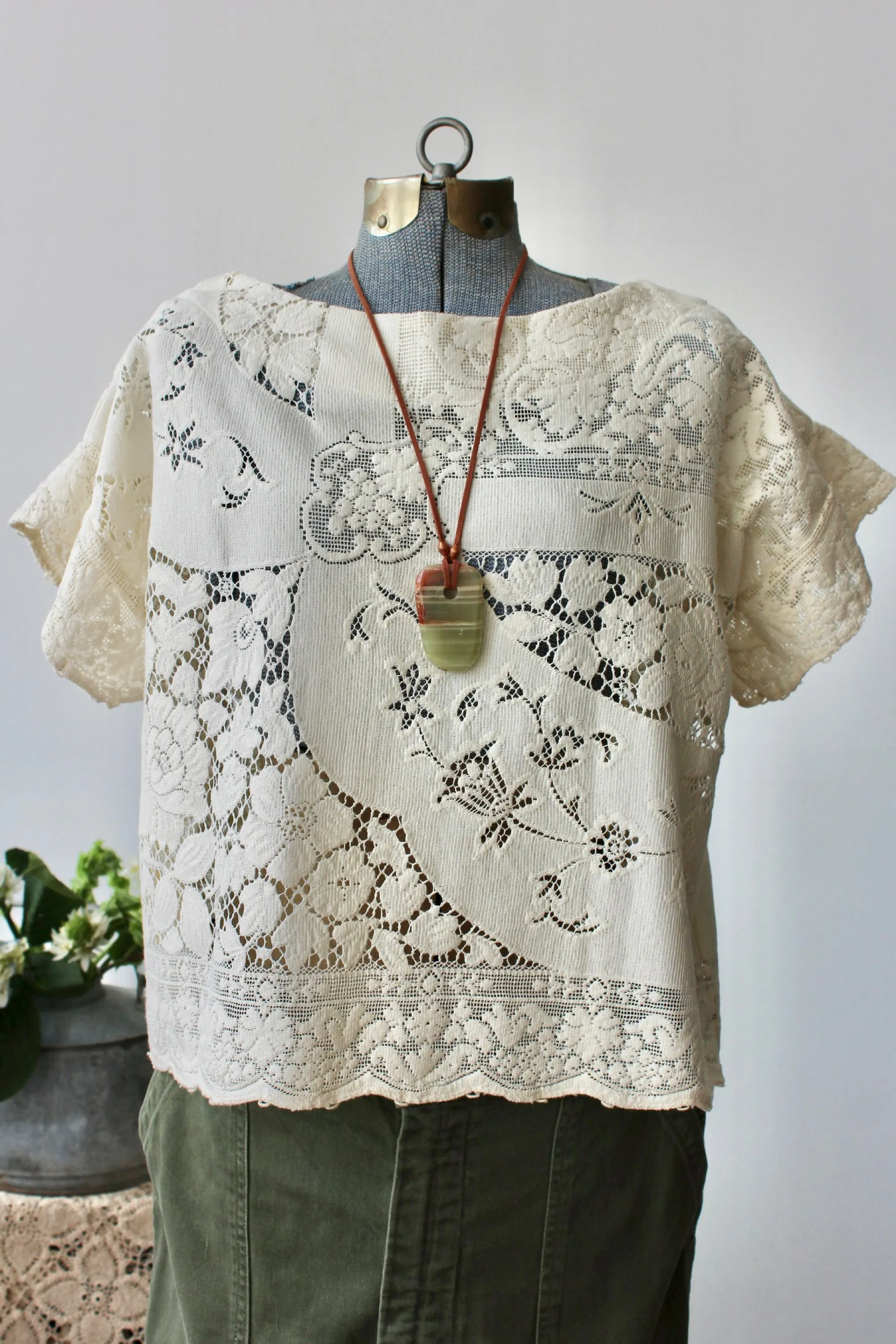 The Highlands Foundry Cream Heirloom Crochet Top THF67