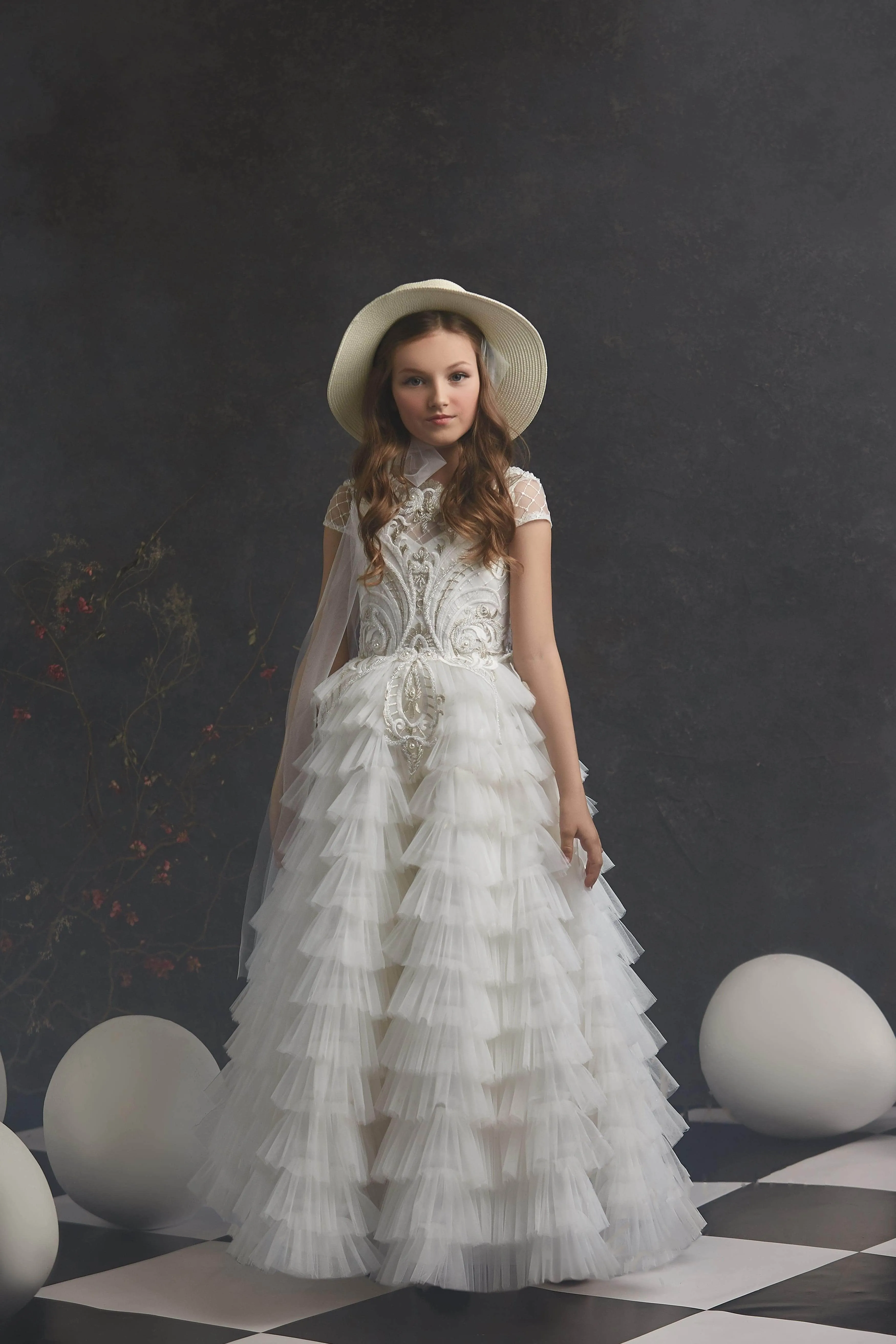 Tiered Fluffy Flowergirl Dress in Size 5T-6/Off-White