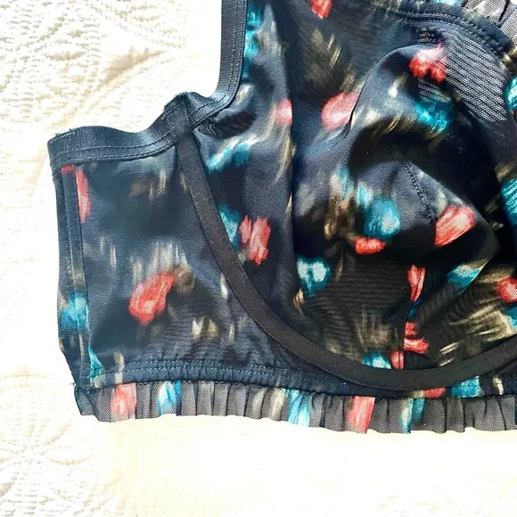 Torrid Sweet Ikat Black Floral Mesh Ruffle Underwire Bralette Size 3X NWT