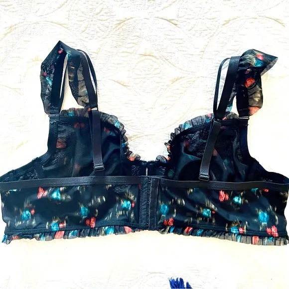 Torrid Sweet Ikat Black Floral Mesh Ruffle Underwire Bralette Size 3X NWT