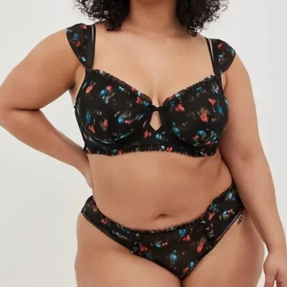 Torrid Sweet Ikat Black Floral Mesh Ruffle Underwire Bralette Size 3X NWT