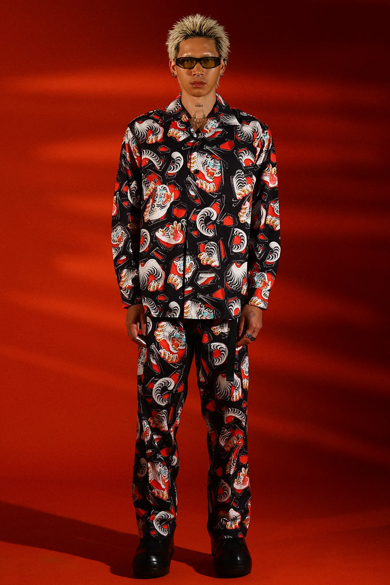 [UNISEX] ADRIAN HING X LOCO MOSQUITO BELTED TROUSERS