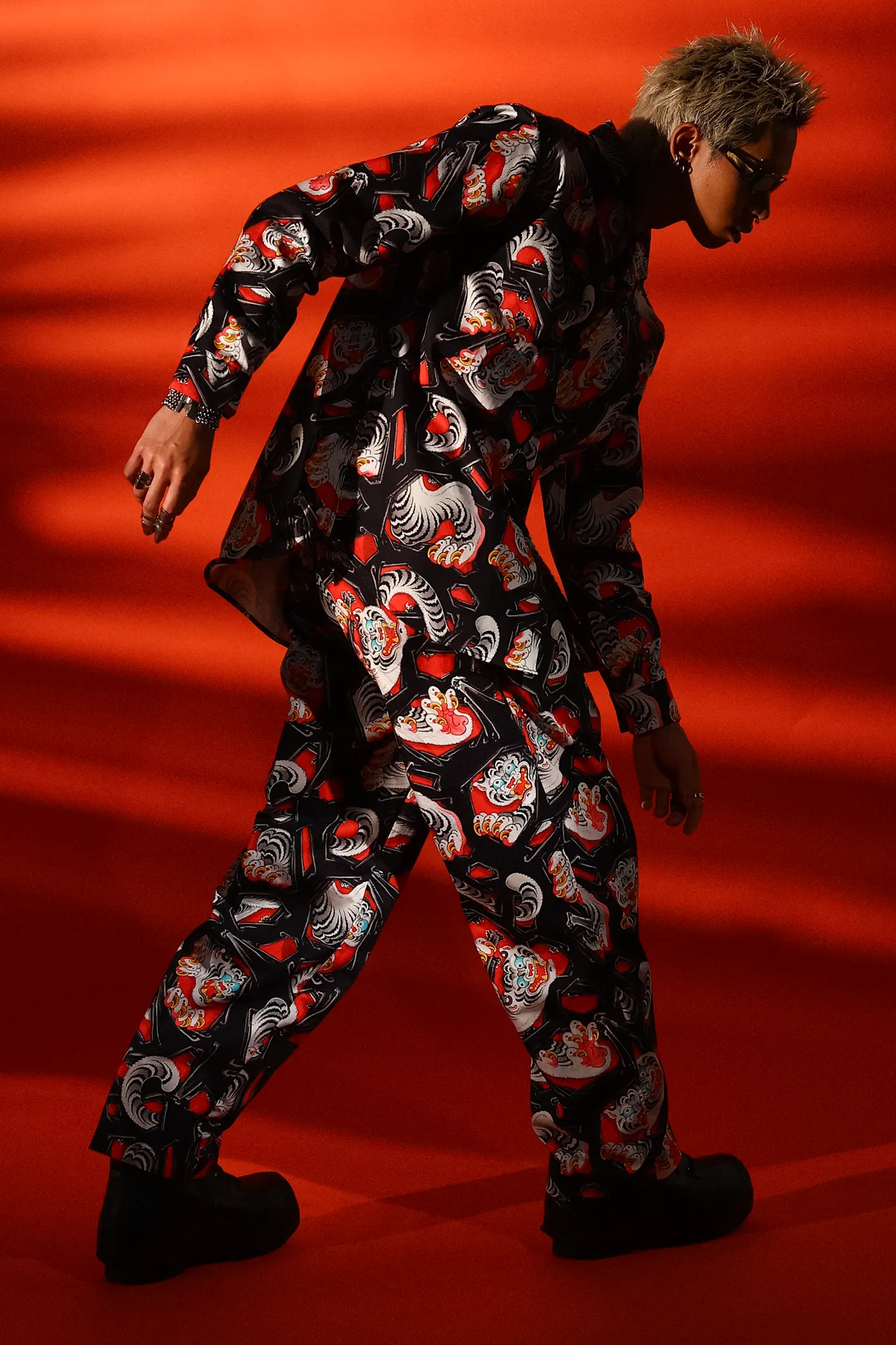 [UNISEX] ADRIAN HING X LOCO MOSQUITO BELTED TROUSERS