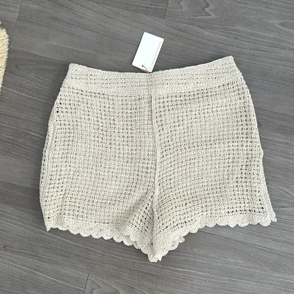 Vici | Crochet Shorts