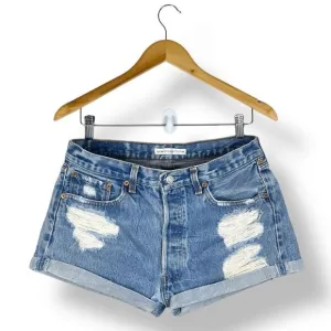 Vintage Y2K Levis 5011xx Distressed Denim Shorts Light Wash Made USA size W 34&quot;
