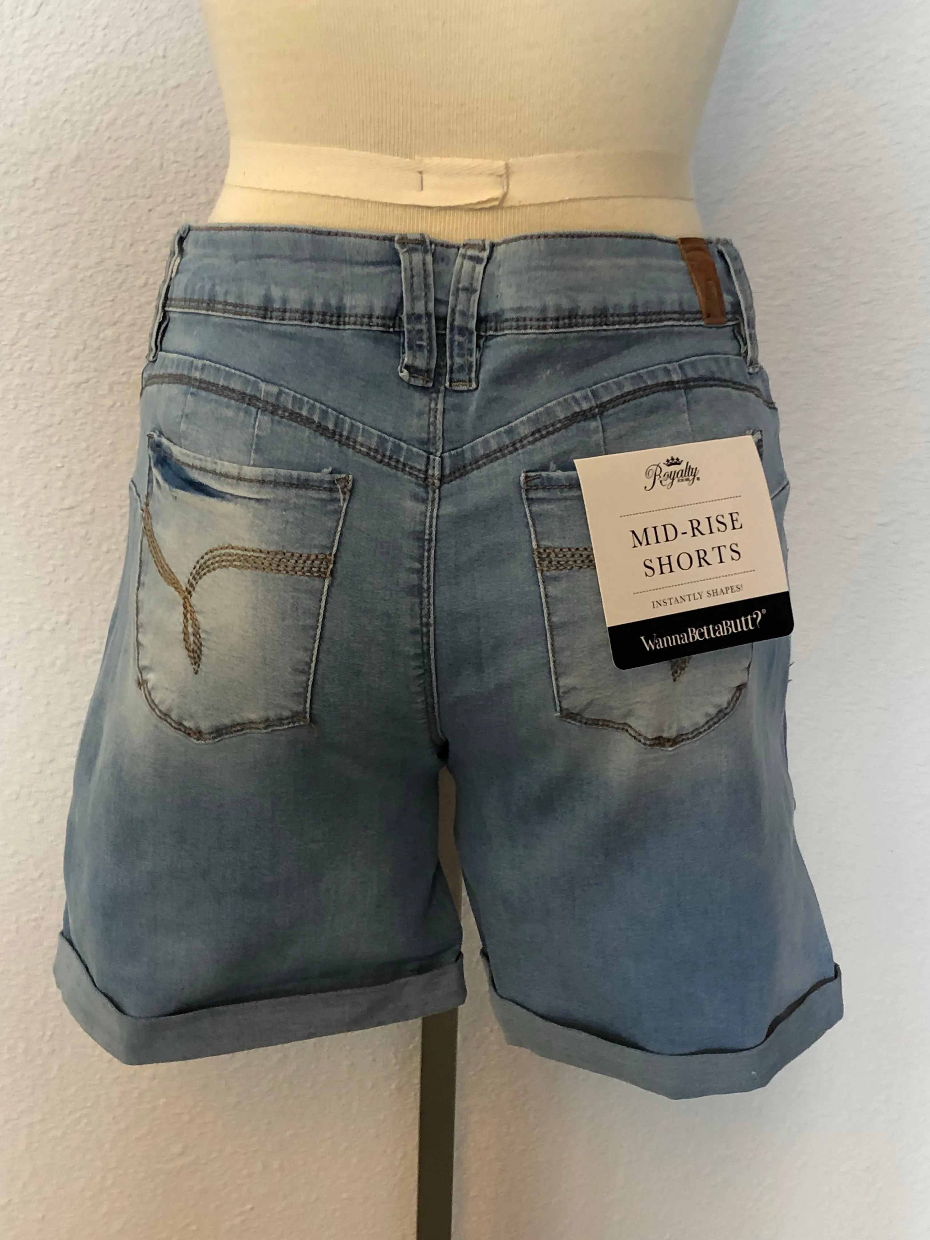 WANNABETTABUTT DENIM CUFFED SHORTS