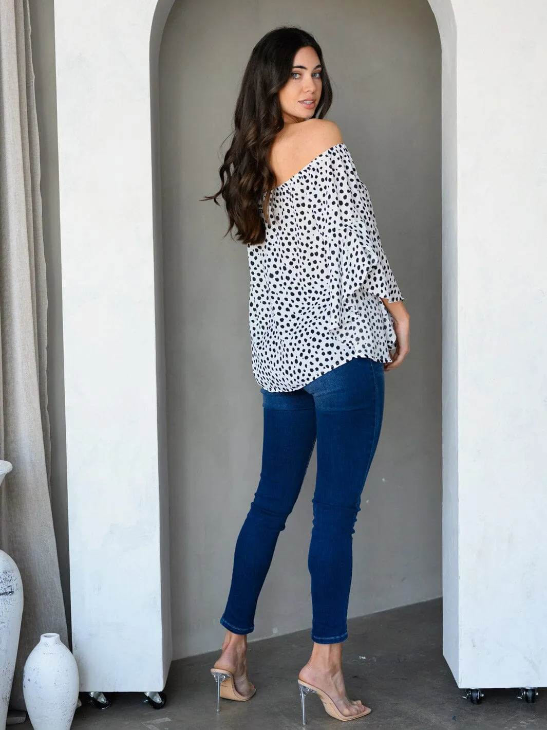 WOMEN'S OFF SHOULDER BELL SLEEVE ANIMAL PRINT TUNIC TOP
