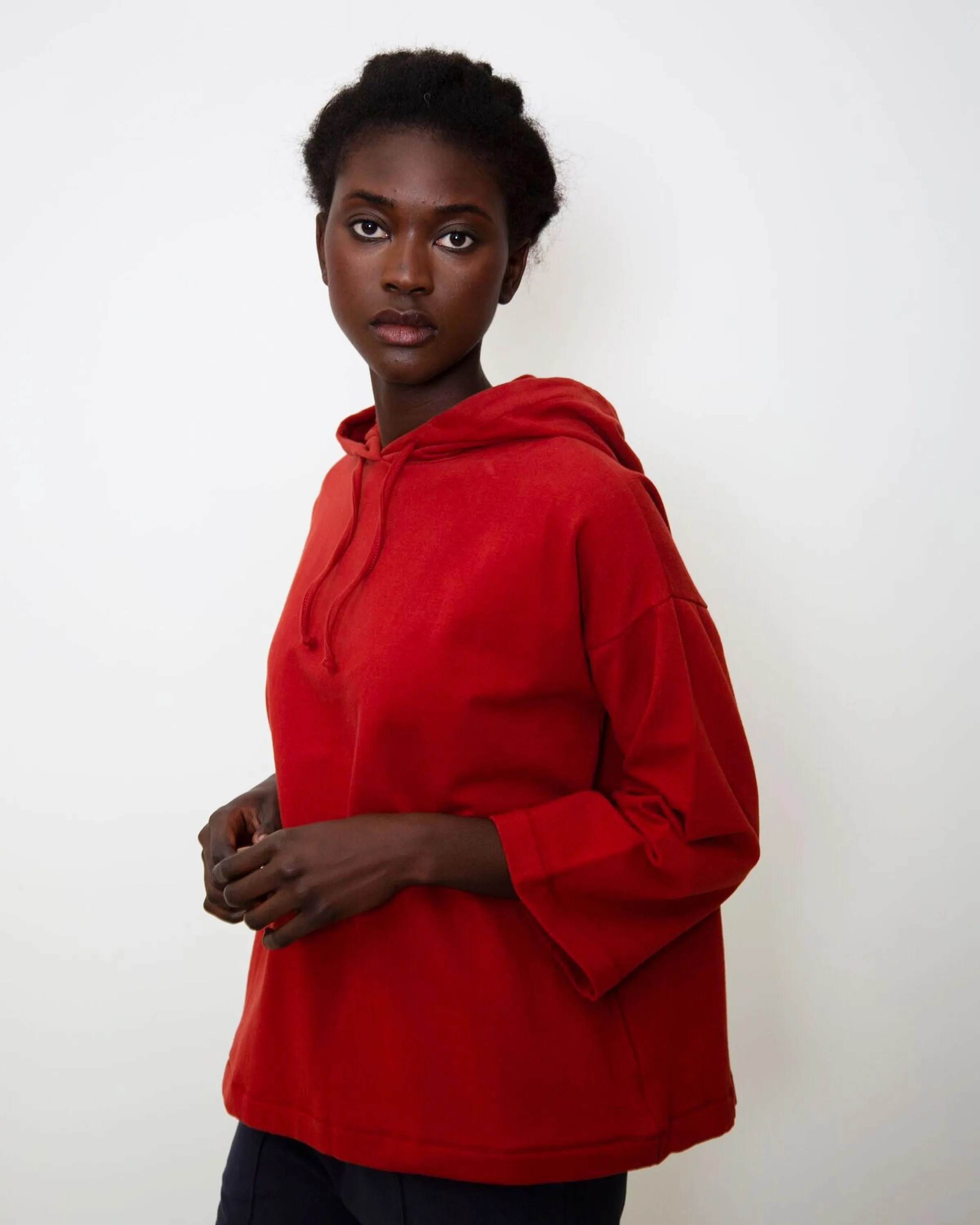 Yasmin Organic Cotton Hoodie In Rust