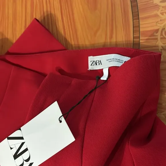 Zara high waist red shorts sz.XS